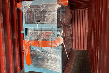 China LINYI GEELONG exportó sierra de corte de borde de madera contrachapada tipo rodillo automático