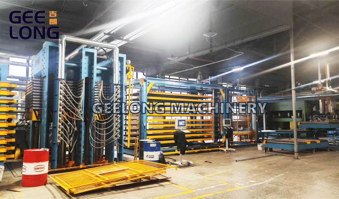 Geelong automático 5x10feet película frente a la línea de la máquina de prensa caliente de contrachapado Geelong automático 5x10feet película frente a la línea de la máquina de prensa caliente de contrachapado
