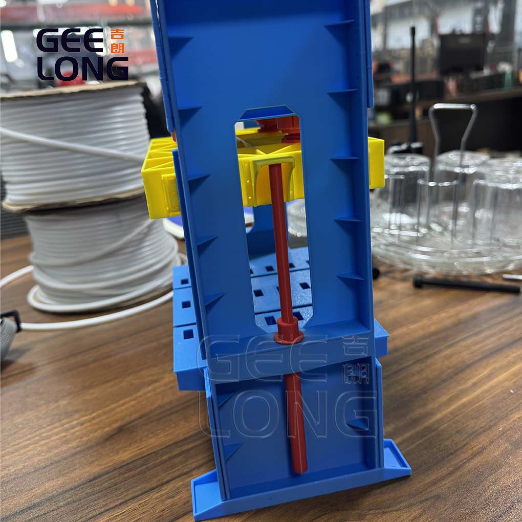 Fábrica de máquinas de prensado en frío de madera contrachapada de China