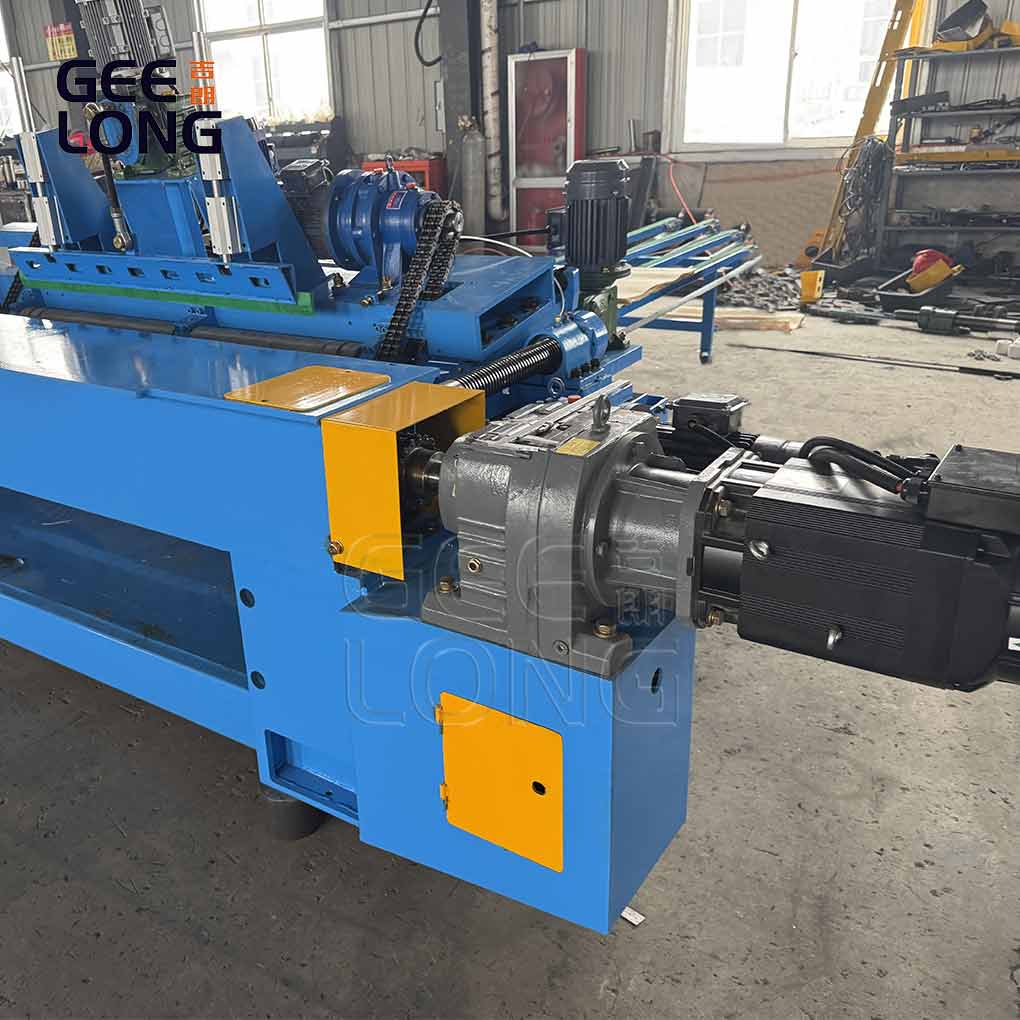 Línea de pelado de chapa de troncos pequeños GEELONG